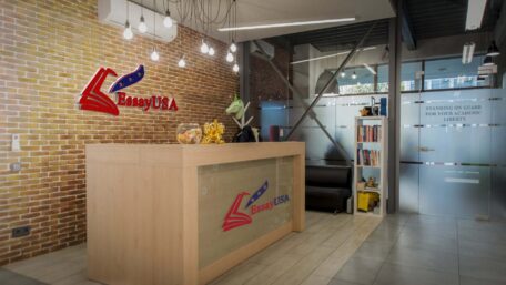 EssayUSA company office1